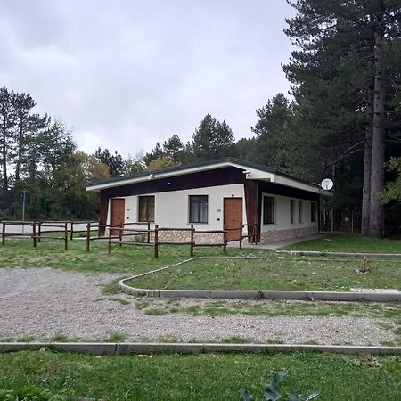 Chalet Lago Таверна Экстерьер фото
